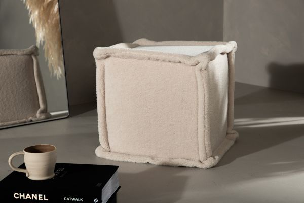 Imagine Vă rugăm să traduceți complet Castine Ottoman / Pouf - Alb / Lână