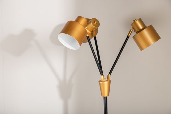 Imagine Vifta - Lampa de pardoseala - Negru/Brass