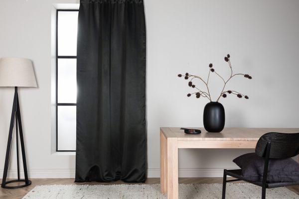 Imagine Perdelele din poliester Evelyn Curtain Blackout - Negru - 135 * 290 - Cu banda multipla