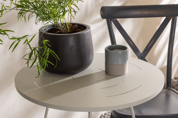 Imagine Masa de cafea Bacong Cafetable din otel - Bej / Rotunda ø60** + Scaun Tablas Diningchair din aluminiu - Negru / _2