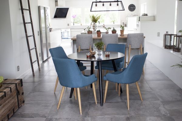 Imagine Plaza - Dining table - 100 ø - Black/Black +Plaza - Dining chair - Blue / Oak _4