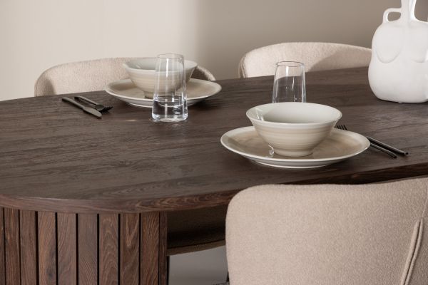 Imagine Härön Dining Table with Modesto Dining Chair