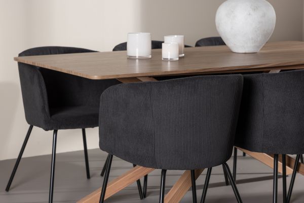 Imagine Piazza Dining Table with Berit Dining Chair