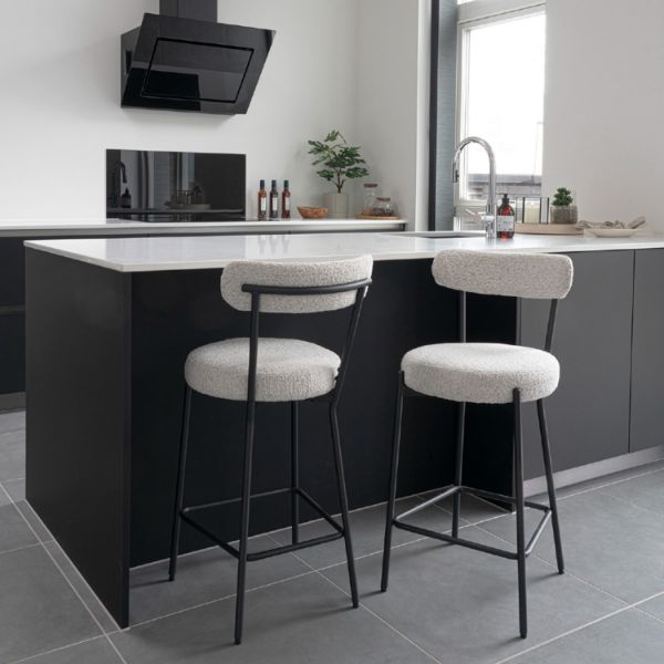 Scaun bar tapitat alb boucle/negru Badalona