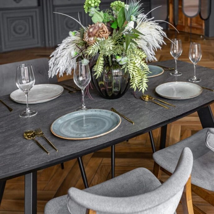 5 idei de amenajare modernă cu mese extensibile pentru living și dining